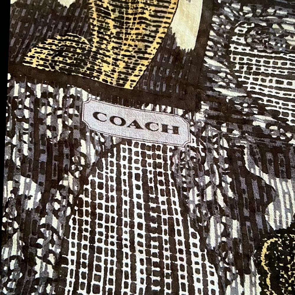 Coach Scarf - Picture 3 of 3